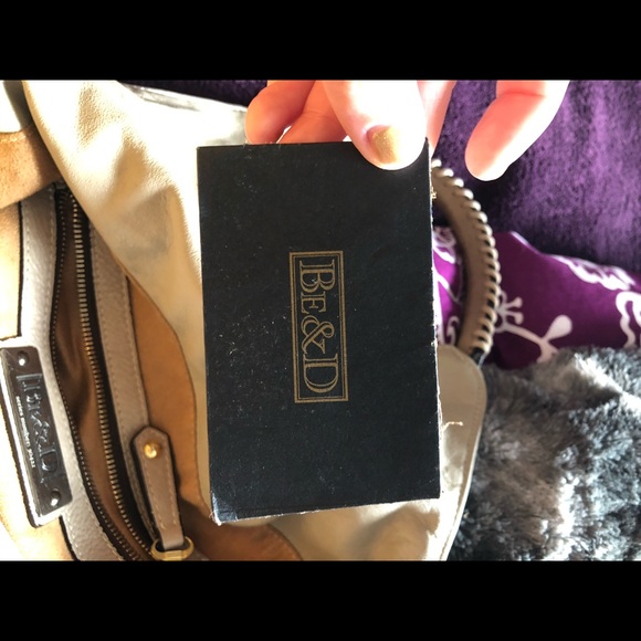 BE&D Gold studded purse - Picture 7 of 8